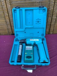 Makita 6095D Tool Set #520