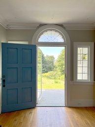 An Antique 6 Panel Exterior Door With Leaded Seed Glass Fan Light - X3