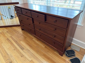 Beautiful 10 Drawers Dresser With Mirror