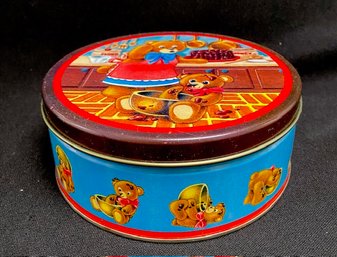 Adorable Vintage Cookie Tin Baby Bear In The Frosting