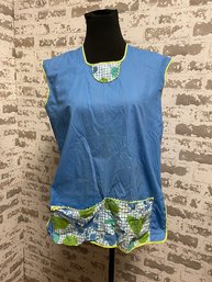 Adorable Vintage Blue & Green Smock