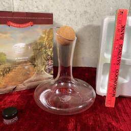 Le Portteus 750ml Wine Decanter 100 Lead Free Crystal Cork Ball Topper And Cleaning Beads New In Original Box