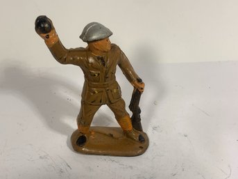 Lead, Iron Or Plastic Vintage Soldier Or Model