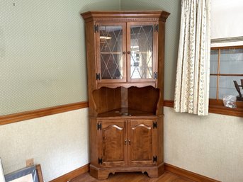 Vintage Early American Corner Cabinet By Ethan Allen In Solid Maple