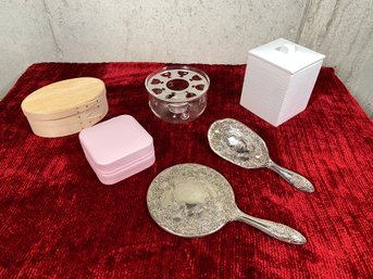 Decorative Vanity Lot Plus Hand Mirror Brush Shaker Box Candle Tea Pot Warmer Ceramic Box With Lid