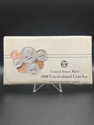 Beautiful 1988 Denver And Philadelphia United States Mint Uncirculated Coin Set