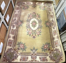 A High Quality Chinese Wool Rug - 5X8