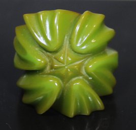 Vintage Carved Bakelite Green Flower Formed Ring Size 4.5