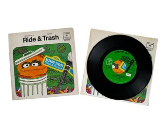 1970 Sesame Street Book & 45 Record Featuring Oscar The Grouch!