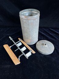 Vintage Mixing Cup