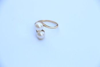 Vintage 10k Yellow Gold Double Pearl Ring Size 6.75