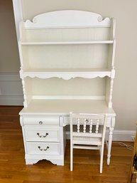 Lexington Furniture White Desk With Hutch Top And Matching Chair