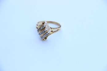 10k Yellow Gold Diamond Ring Size 6