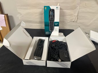 Logitech Harmony 900 Remote - Goodbye Clutter - In Its Original Box. Replaces Up To 15 Remotes!   CVR/B2