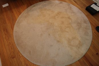 66in Round Rug