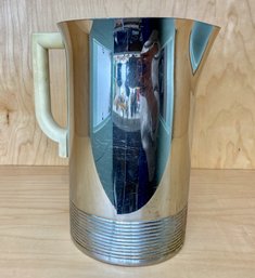 Chase Beverage Pitcher With Bakelite Handle