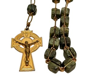 25 Green Stone Rosary With Gold Celtic Cross, This Is A Special Piece