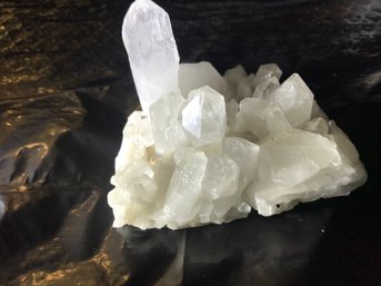 Crystal Point Cluster ,10 Oz, 4 Inch By 3 Inch