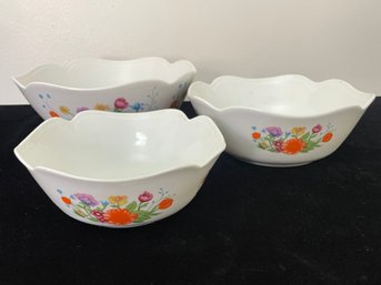 Set Of 3 Nested China Serving Dishes