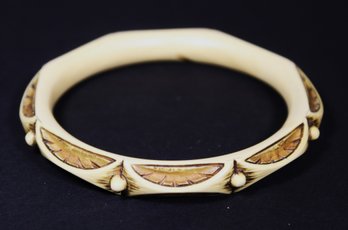 Egyptian Pattern Off-white Bakelite Plastic Bangle Bracelet