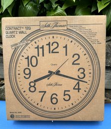 Vintage Seth Thomas Contract 12q-quartz Wall Clock Model: 2636 - NOS
