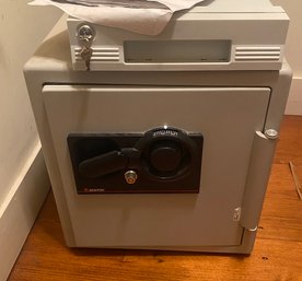 Sentry Safe With Key And Combination