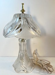 Very Pretty Handcut Crystal Lamp Made In Yugoslavia