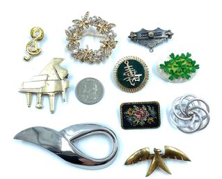 Grouping Of 10 Estate Brooches