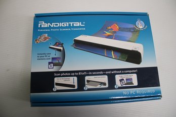 Pandigital Personal Photo Scanner / Converter - New In Box