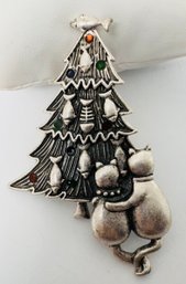 SILVER TONE CATS SITTING BY FISH DECORATED CHRISTMAS TREE BROOCH