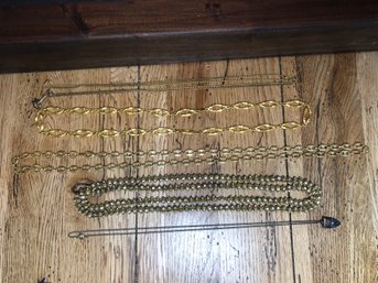 5 Vintage Necklaces. J21
