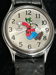 AUTHENTIC 70's  Vtg Lorus Counter Clockwise GOOFY CHARACTER WATCH Quartz Style Movement TESTED & RUNNING!