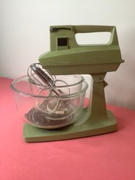 Sunbeam Mixmaster With Pair Of Glass Bowls