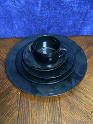 Several Piece Black Dining Dish Set