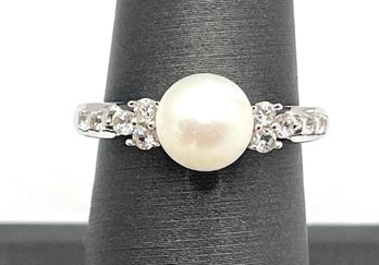 Sterling Silver Clear Stones Pearl Ring, Size 6.75