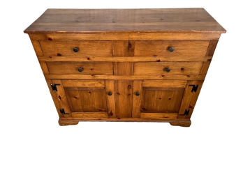 American Knotty Rustic Pine Cabinet/server/buffet In A Honey Finish