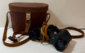 Vintage Victory Tokyo 8 X 30 Binoculars With Leather Case