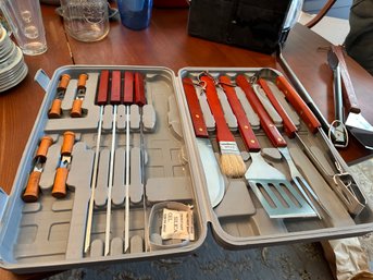 Nice New Set Barbeque Tools In Case