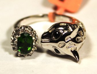 Contemporary Sterling Silver Ring Having Cat W Green Gemstone Size 7