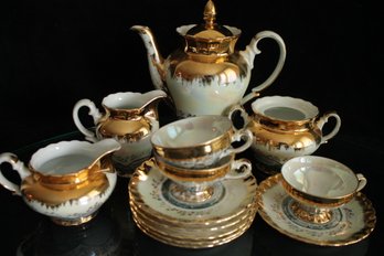 14 Piece Gold Hand Painted Tea Set Marked B.V. Bavaria
