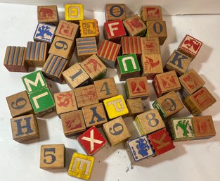 Vintage Lot Of Building Blocks