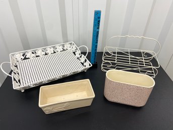 Metal And Ceramic Collection Ivy Metal Wire Basket, Condiment Caddy, Planter Pots / Vase No Chips