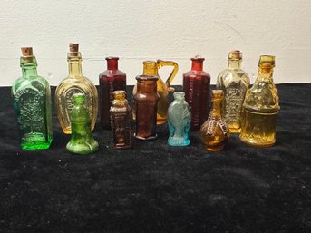 Minituer Glass Bottle Lot