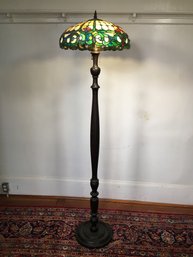 Very Nice Antique Turned Wood Base Floor Lamp With Leaded Stained Glass Shade - Very Nice Lamp / Shade