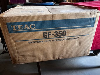 T E A C  G F 350a Turntable - New In The Box