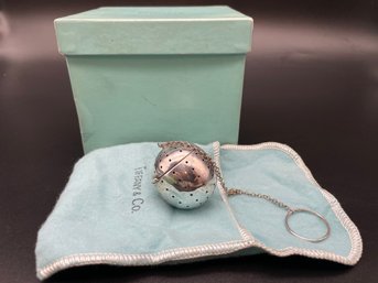 Tiffany & Co' Sterling Silver Tea Ball Infuser.