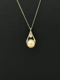 Stunning Pearl & Diamond 14k White Gold Necklace