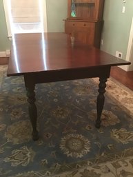 Hitchcock Table With 2 12inch Leaves