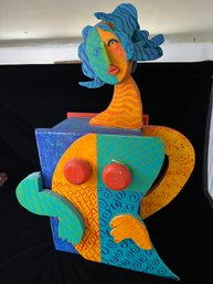 Color Block Women Sculpture With Cabinet