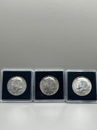 3 Beautiful Kennedy Half Dollars In Plastic Cases 40 Silver